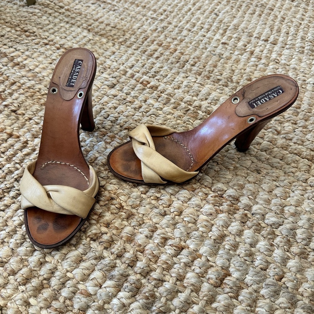 Casadei Tan Leather Heeled Sandals size 7.5 - Picture 2 of 4